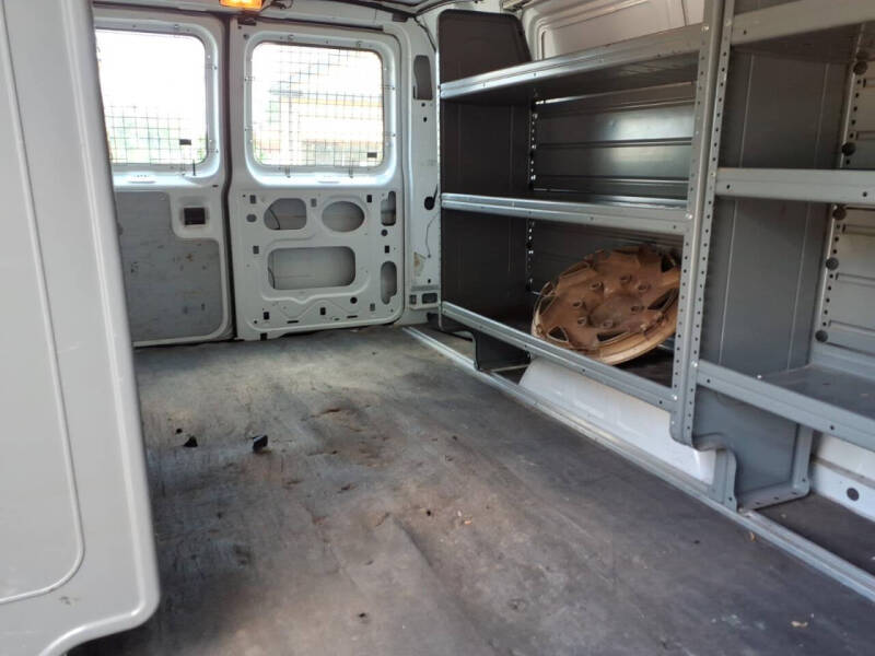 2011 Ford E-Series E-250