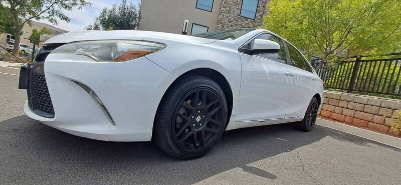 2017 Toyota Camry SE