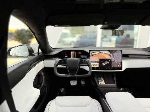 2022 Tesla Model S Plaid