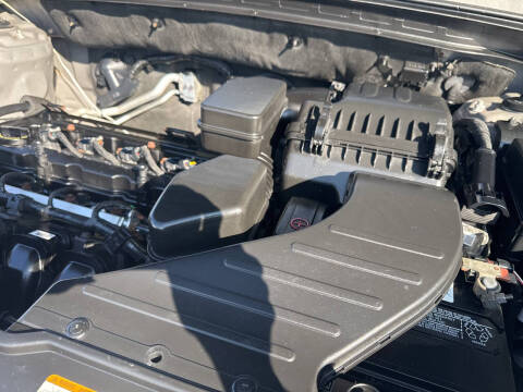 2011 Kia Sorento LX