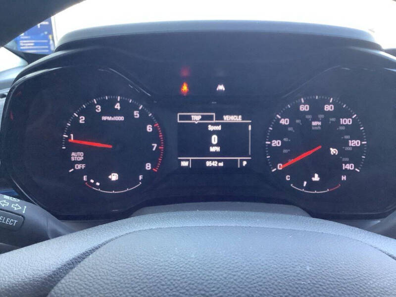 2025 Chevrolet Trax LS