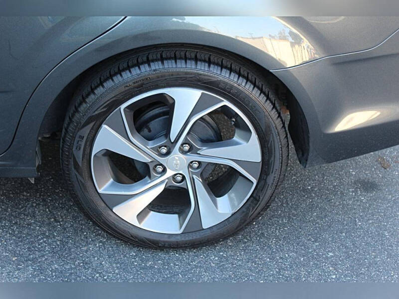 2019 Chevrolet Sonic Premier Auto