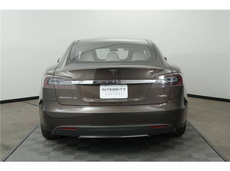 2014 Tesla Model S P85D