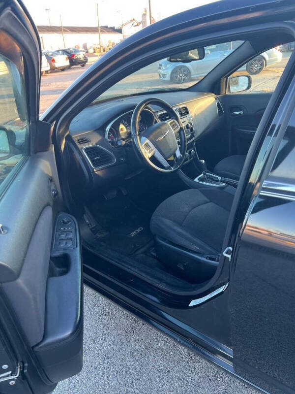 2012 Chrysler 200 Touring