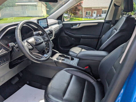 2020 Ford Escape SEL