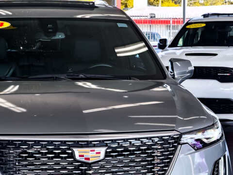 2024 Cadillac XT6 Luxury