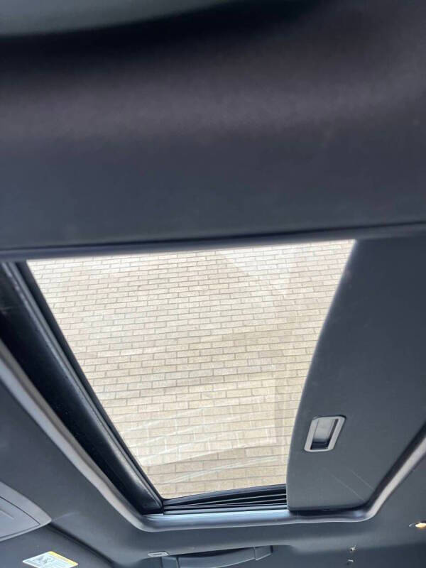 2018 Dodge Challenger SXT Plus