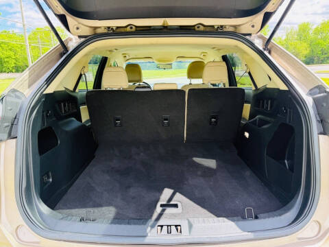 2020 Ford Edge SE