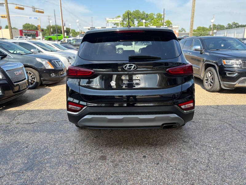 2019 Hyundai Santa Fe SE 2.4L