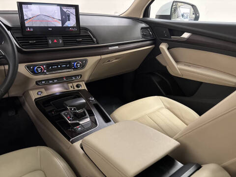 2022 Audi Q5 quattro Premium Plus 40 TFSI