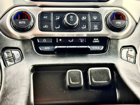 2017 GMC Yukon XL SLT