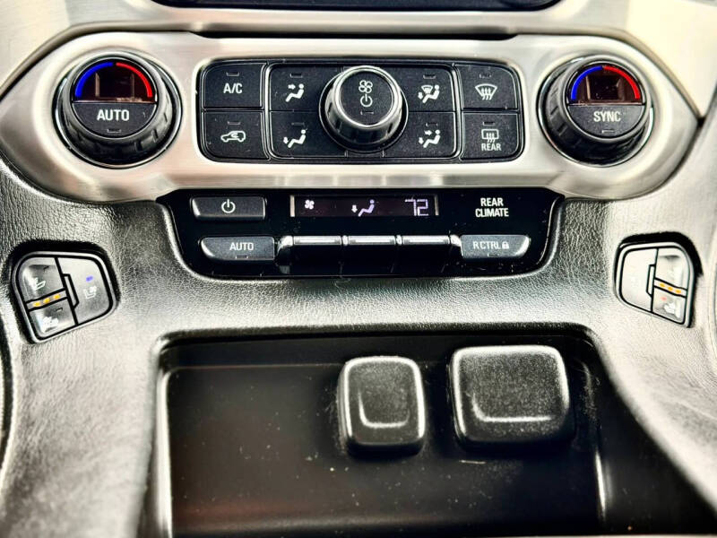 2017 GMC Yukon XL SLT