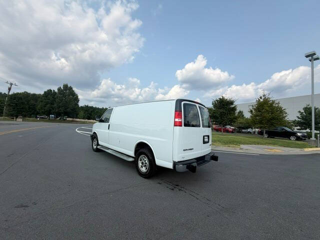2020 GMC Savana 2500