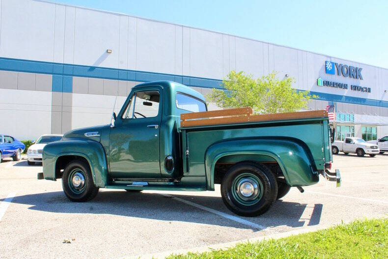 1953 Ford F-100