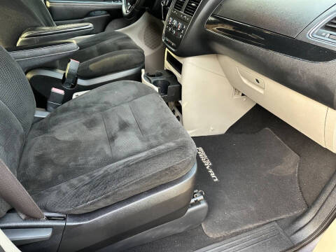 2015 Dodge Grand Caravan American Value Package