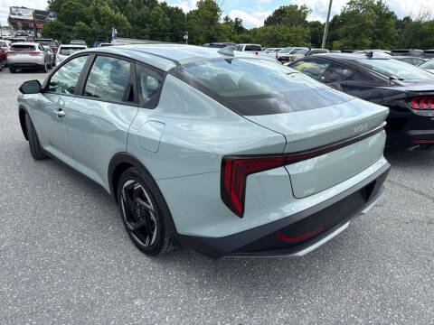 2025 Kia K4 EX
