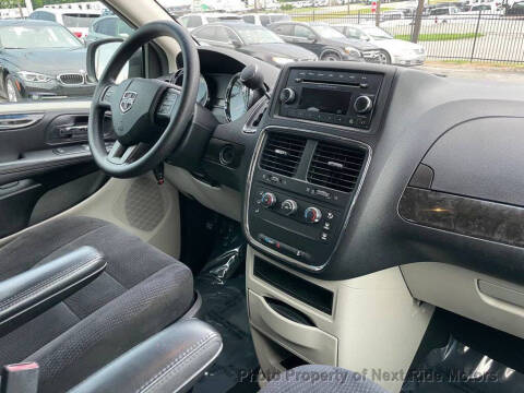 2015 Dodge Grand Caravan American Value Package