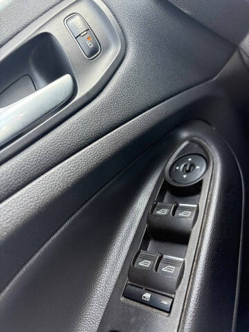 2017 Ford C-MAX Hybrid SE