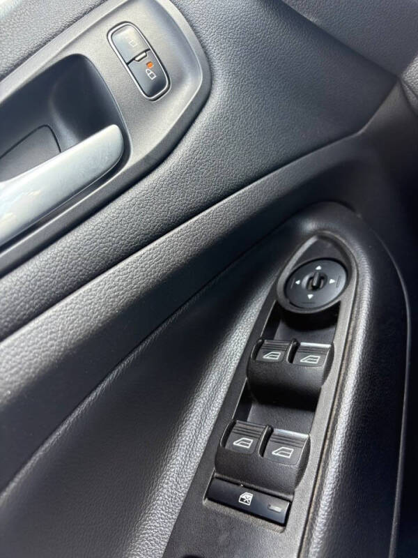 2017 Ford C-MAX Hybrid SE