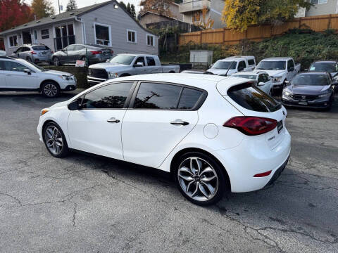 2016 Kia Forte5 SX