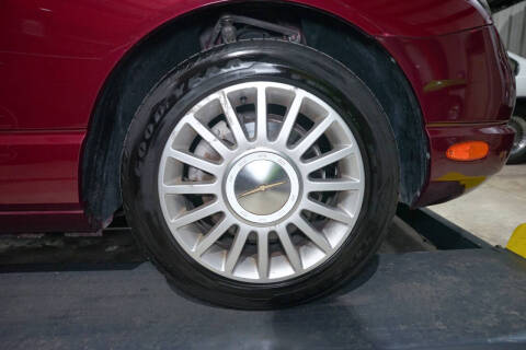 2004 Ford Thunderbird Deluxe