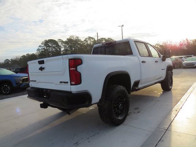 2025 Chevrolet Silverado 2500HD ZR2