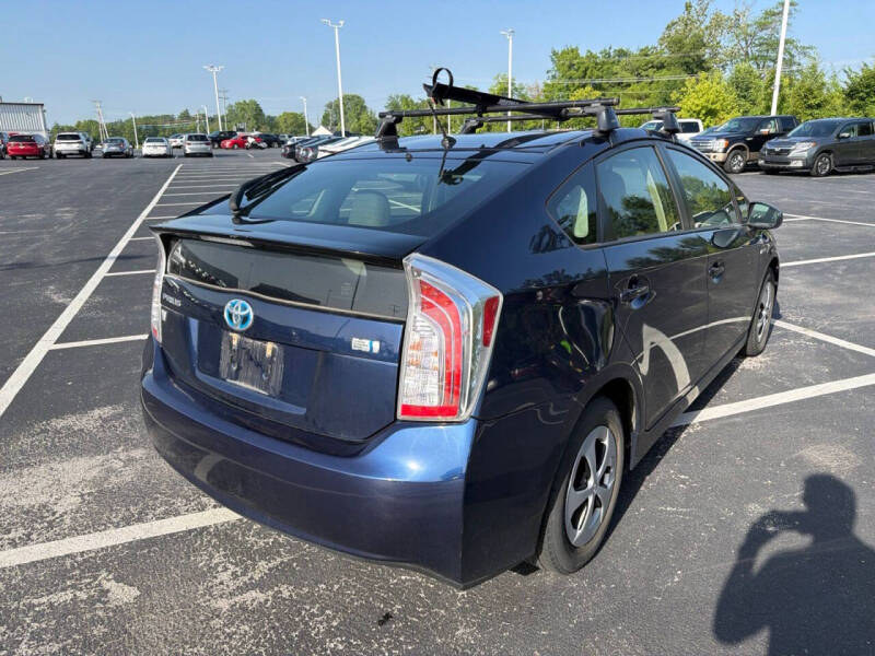 2014 Toyota Prius Two