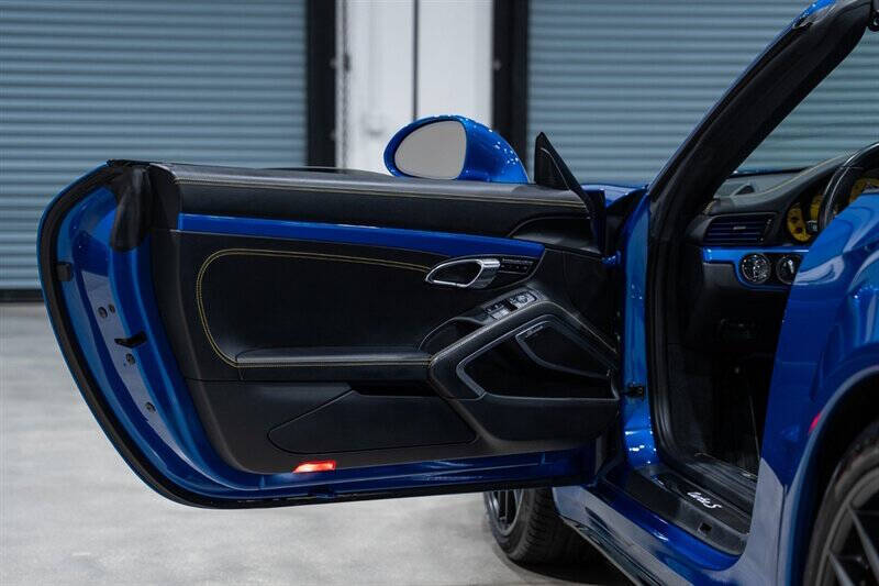 2017 Porsche 911 Turbo S