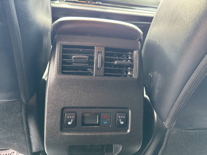 2024 Mitsubishi Outlander SEL