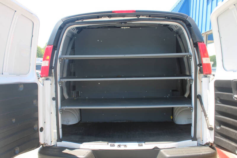 2021 Chevrolet Express 2500