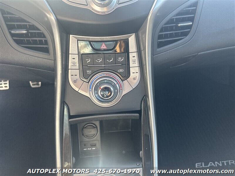 2013 Hyundai Elantra Coupe SE