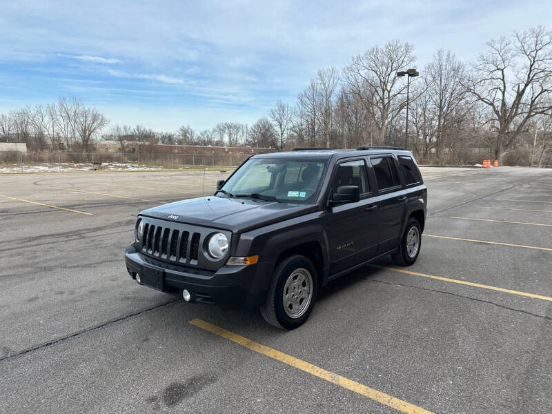 2015 Jeep Patriot for sale at JE Autoworks LLC in Willoughby OH