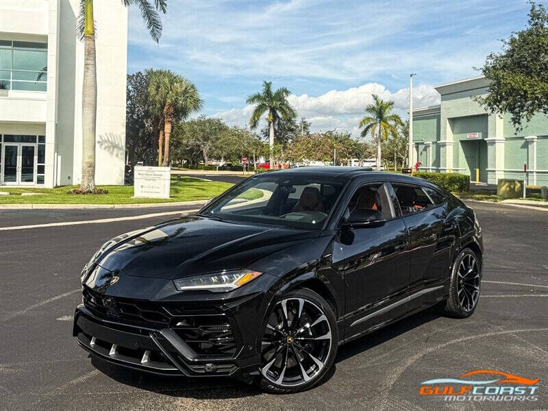 2022 Lamborghini Urus