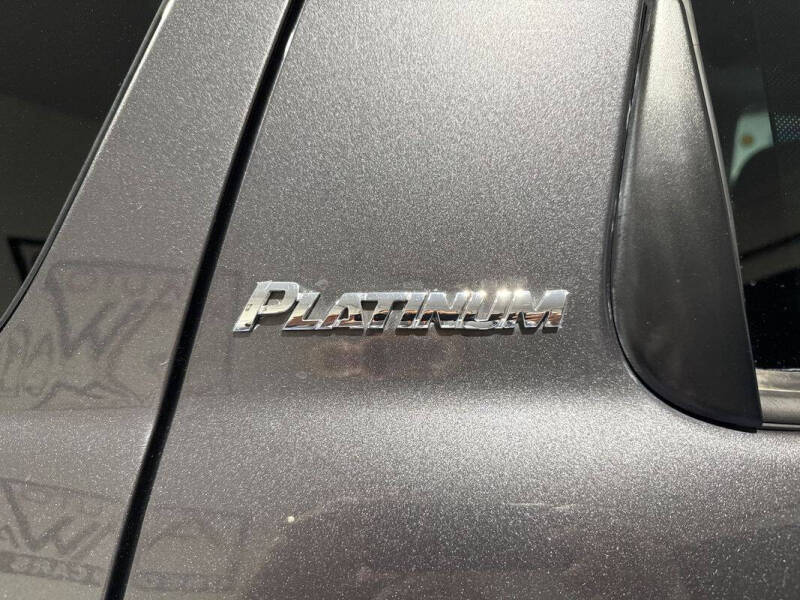 2013 Toyota Sequoia Platinum