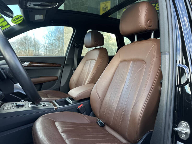 2018 Audi Q5 2.0T quattro Premium Plus