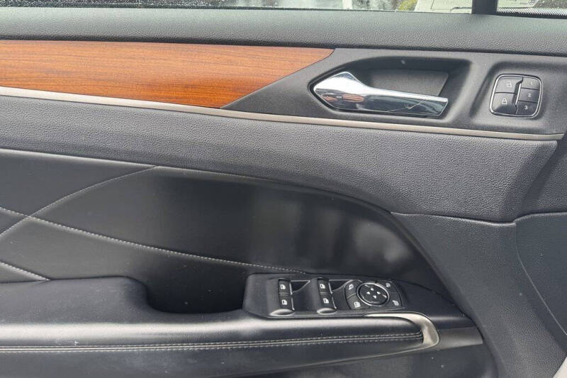 2017 Lincoln MKC Reserve