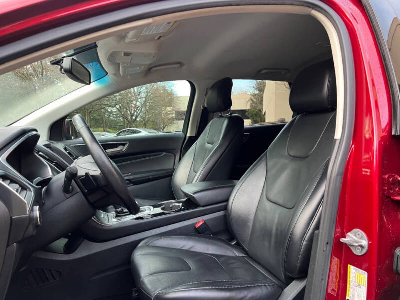 2016 Ford Edge Titanium