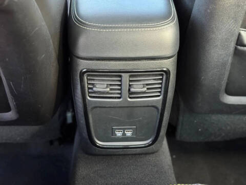 2023 Chrysler 300 S V6