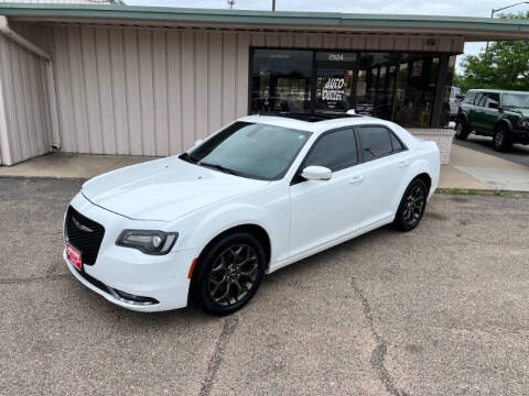 2016 Chrysler 300