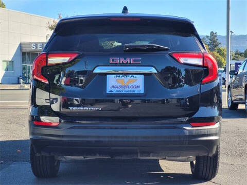 2024 GMC Terrain SLE