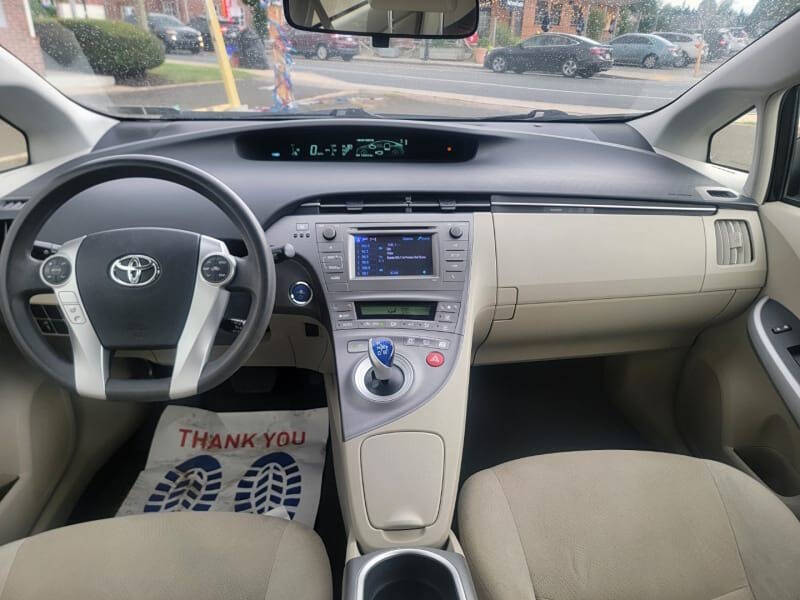 2013 Toyota Prius One