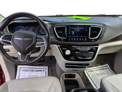 2019 Chrysler Pacifica Touring L
