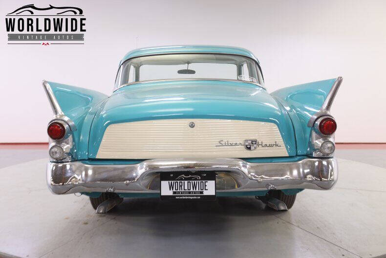 1957 Studebaker Silver Hawk