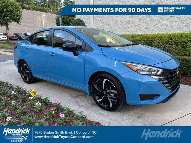 2025 Nissan Versa SR