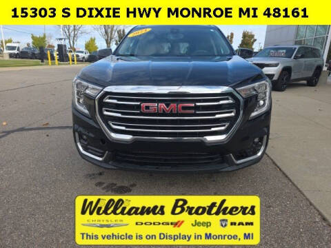 2024 GMC Terrain SLT