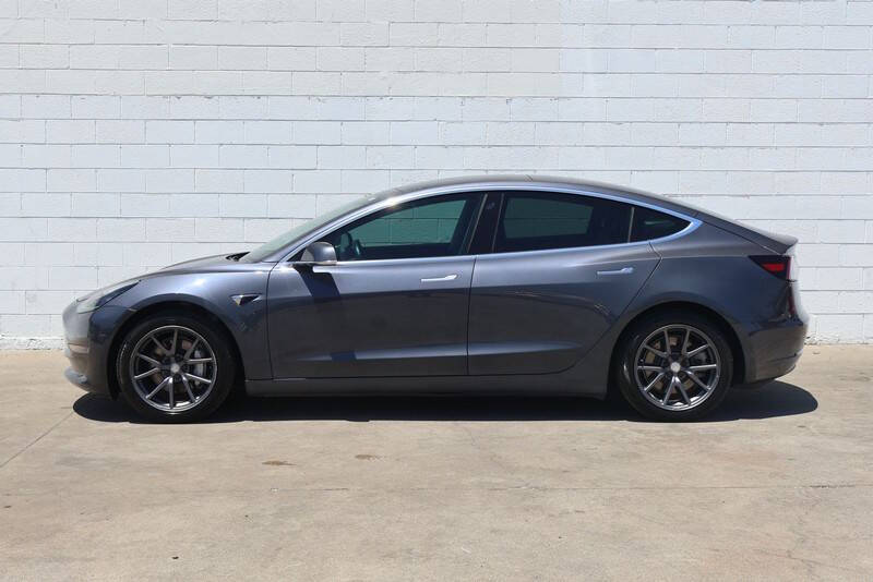 2019 Tesla Model 3 Standard Range Plus
