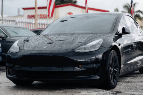 2021 Tesla Model 3 Standard Range Plus