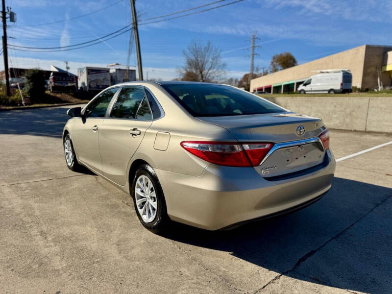 2015 Toyota Camry LE