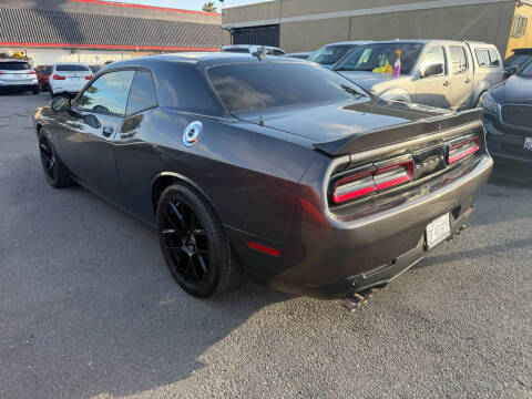 2015 Dodge Challenger