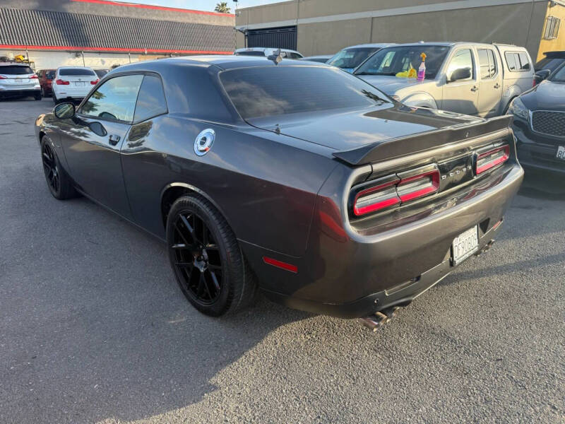 2015 Dodge Challenger